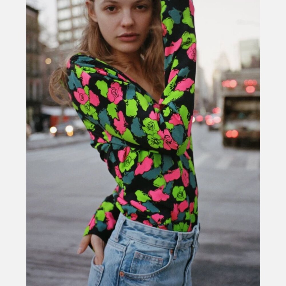ZARA Floral Bodysuit Top Long Sleeve Wrap V Neck Black Pink Green Neon Small
